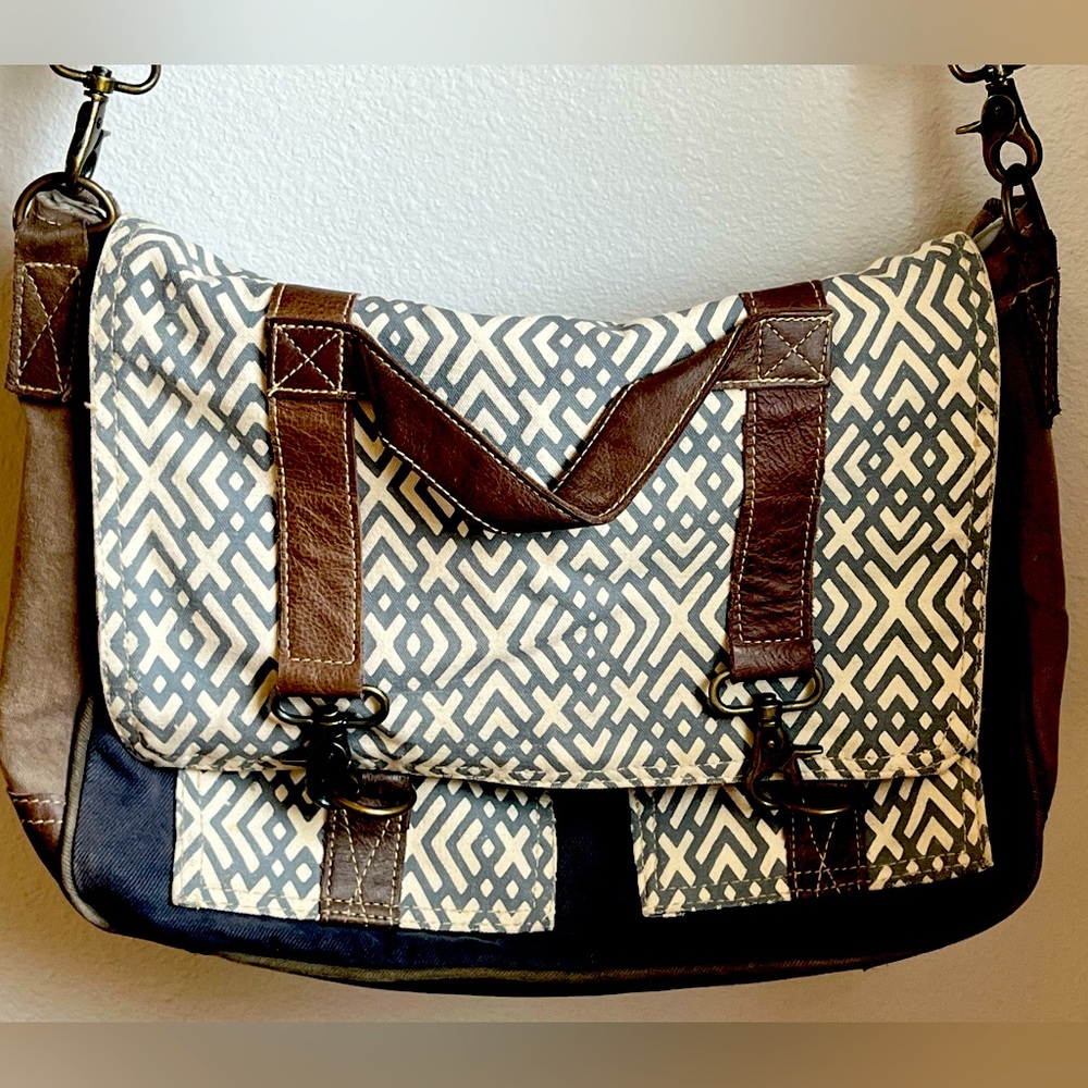 Myra messenger bag,.  Combination of canvas and leather.